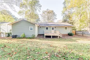 3016 Butler Creek Rd NW, Kennesaw, GA 30152 - Photo 10