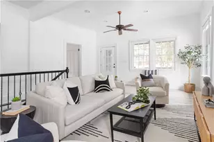 548 Holderness St SW, Atlanta, GA 30310 - Photo 4