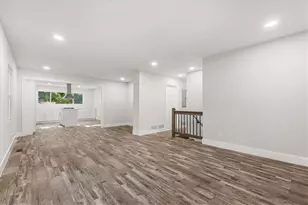 719 Indigo Ln NW, Atlanta, GA 30318 - Photo 10