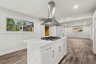 719 Indigo Ln NW, Atlanta, GA 30318 - Photo 16