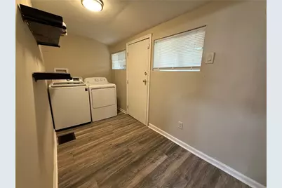 1097 Fortress Avenue SW, Atlanta, GA 30315 - Photo 32