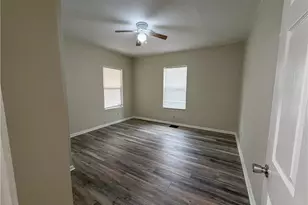 1097 Fortress Ave SW, Atlanta, GA 30315 - Photo 12