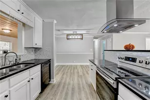 1291 Sommerset Dr, Lawrenceville, GA 30043 - Photo 48