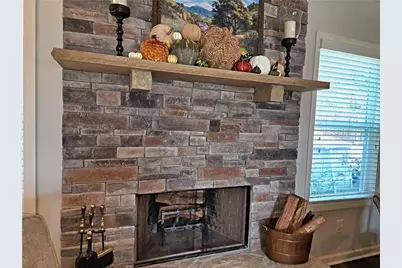 5641 Wooded Valley Way, Flowery Branch, GA 30542 - Photo 10