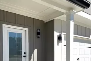 125 Charity Dr, Lavonia, GA 30553 - Photo 2