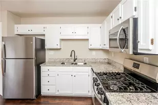 37 Ridgefield Dr, Douglasville, GA 30134 - Photo 4