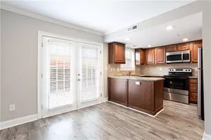 7 Villa Ct SE, Smyrna, GA 30080 - Photo 4