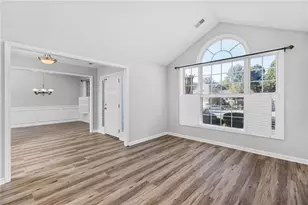 70 Chandler Ridge Ln, Lawrenceville, GA 30045 - Photo 4