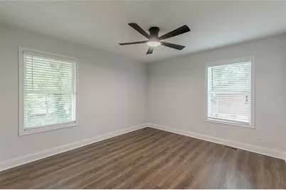 1827 Thomasville Drive SE, Atlanta, GA 30315 - Photo 14