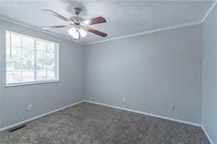 2092 Countydown Ln, Stone Mountain, GA 30088 - Photo 14