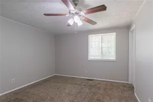 2092 Countydown Ln, Stone Mountain, GA 30088 - Photo 16