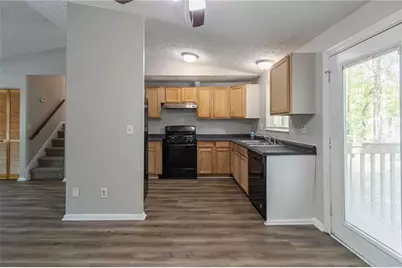 2092 Countydown Lane, Stone Mountain, GA 30088 - Photo 8