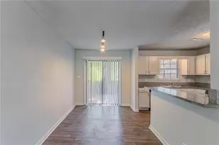 5723 Fieldstone Dr, Lithonia, GA 30038 - Photo 8