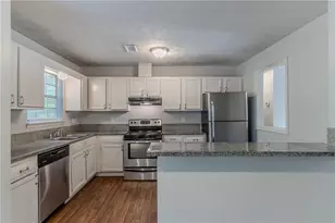 5723 Fieldstone Dr, Lithonia, GA 30038 - Photo 10