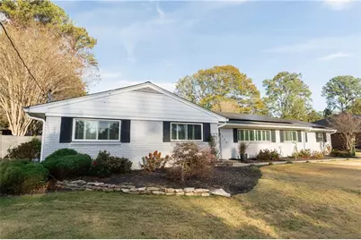 1725 Arrowhead Trail, Atlanta, GA 30345 - Photo 46