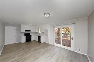 446 Queen Aliese Ln, Jonesboro, GA 30236 - Photo 10