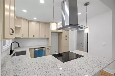 515 Woodlawn Avenue, Calhoun, GA 30701 - Photo 14