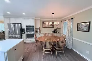 1955 Branchwood Ct, Snellville, GA 30078 - Photo 6