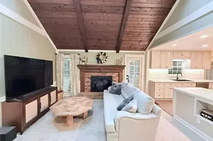 1955 Branchwood Ct, Snellville, GA 30078 - Photo 8