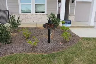 2304 Grape Vine Wy, Braselton, GA 30517 - Photo 2