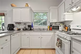 109 Bowen Cir SW, Atlanta, GA 30315 - Photo 10