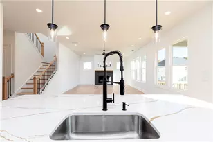 812 Keystone Dr, Woodstock, GA 30188 - Photo 12