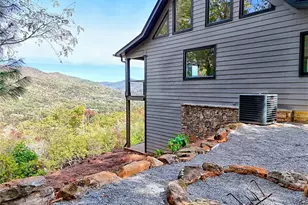 556 Summer Ln, Clayton, GA 30525 - Photo 96