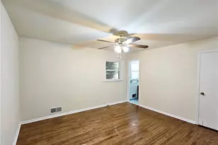 327 Travis St, Fayetteville, GA 30214 - Photo 18