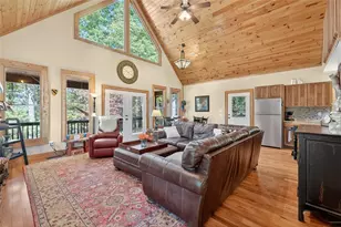 727 Bonanza Ln, Tiger, GA 30576 - Photo 8