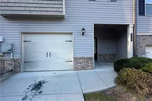 348 Turtle Creek Dr, Winder, GA 30680 - Photo 2