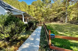 1036 Wards Creek Dr, Dahlonega, GA 30533 - Photo 4