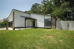 812 Steeple Chase Dr, Lawrenceville, GA 30044 - Photo 4