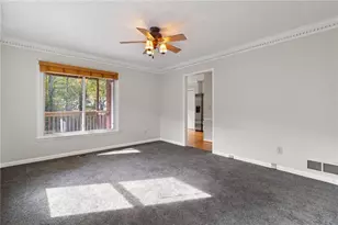 650 Corbin Lake Ct, Atlanta, GA 30350 - Photo 10