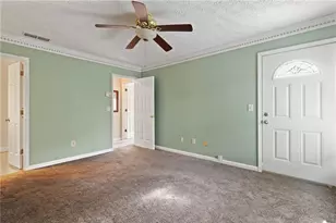 650 Corbin Lake Ct, Atlanta, GA 30350 - Photo 26