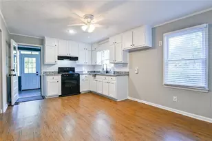 8196 Lakeview Dr SW, Covington, GA 30014 - Photo 14