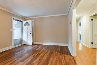 8196 Lakeview Drive SW, Covington, GA 30014 - Photo 6