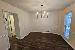 4536 Mountain Creek Dr NE, Roswell, GA 30075 - Photo 2