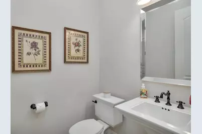 930 Champney, Saint Simons, GA 31522 - Photo 32