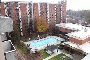 300 Johnson Ferry Rd, Atlanta, GA 30328 - Photo 10