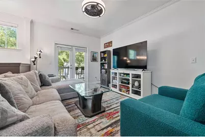 1020 Liberty Parkway, Atlanta, GA 30318 - Photo 6