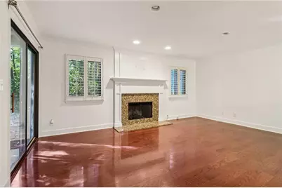 2930 Torreya Way #2930, Marietta, GA 30067 - Photo 6