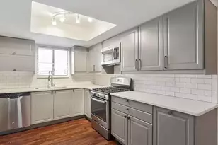 2032 Powers Ferry Trce SE, Marietta, GA 30067 - Photo 4