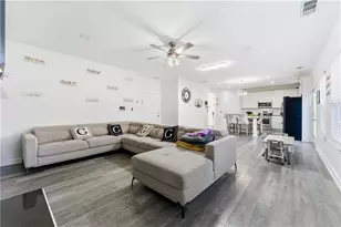 1742 Weatherbrook Cir, Lawrenceville, GA 30043 - Photo 6