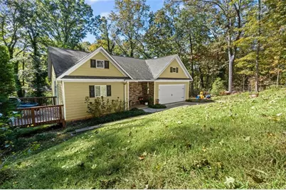 3675 Rosedale Circle, Gainesville, GA 30506 - Photo 2