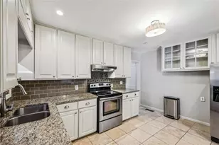 2050 Mercer Ave, Atlanta, GA 30337 - Photo 10