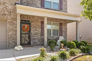 850 Blue Hill Ln, Atlanta, GA 30349 - Photo 2