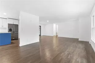 393 Chicopee Dr NE, Marietta, GA 30060 - Photo 8