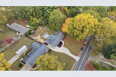 393 Chicopee Drive NE, Marietta, GA 30060 - Photo 32