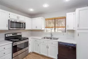 2550 Big Oaks Dr SW, Marietta, GA 30064 - Photo 14