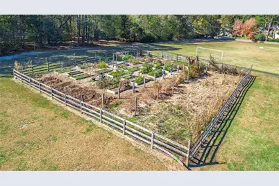 1355 Chattahoochee Run Drive, Suwanee, GA 30024 - Photo 56